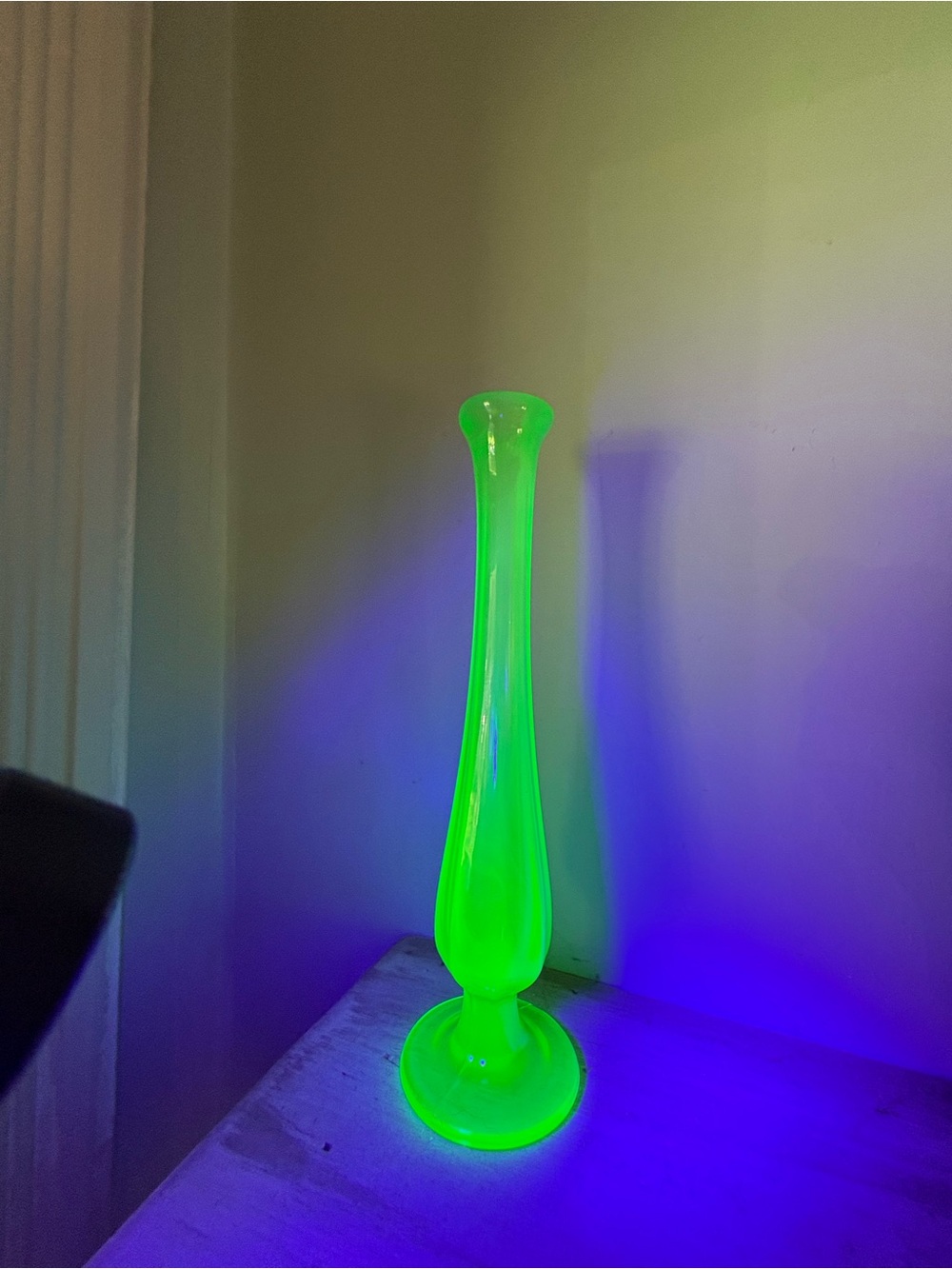 Vintage Uranium Bud Vase 8” Excellent Condition No Chips or Cracks